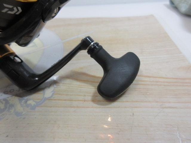 19ラグザス 2500H-LBD