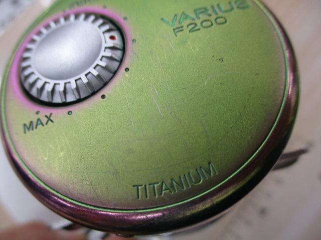 バリウスF200スペクトル 