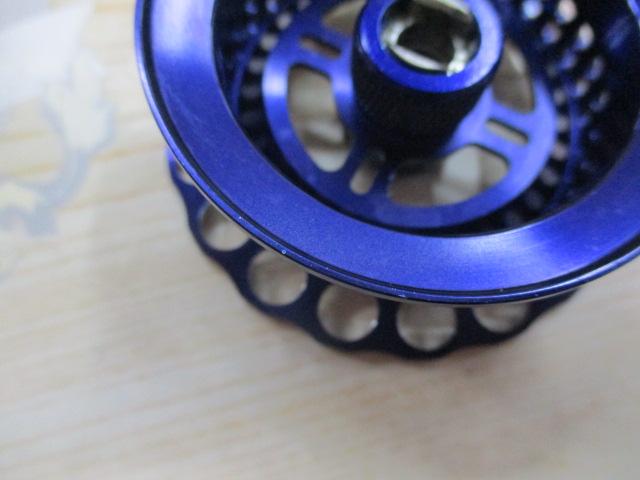 カセ筏師 THEセンカンイカダ 60HG-SB(左)