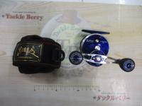 カセ筏師 THEセンカンイカダ 60HG-SB(左)