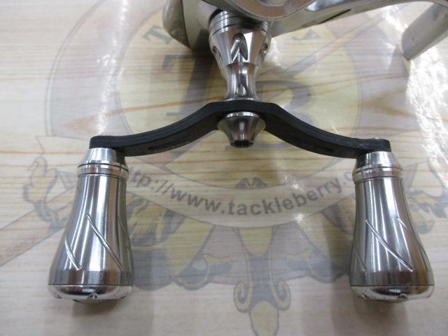 19ストラディック 2500S