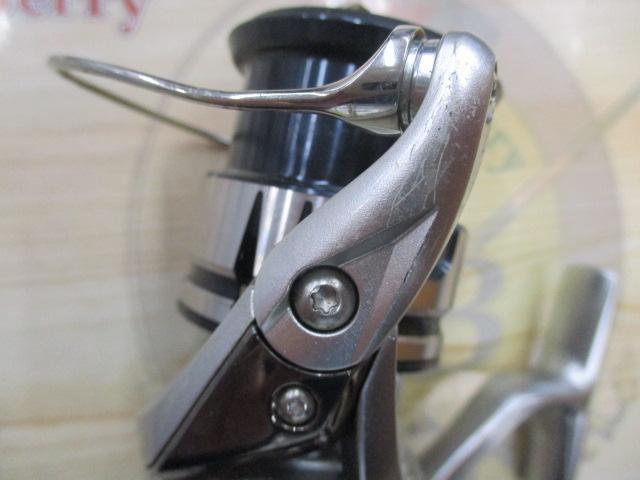 19ストラディック 2500S