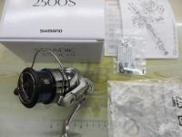 19ストラディック 2500S