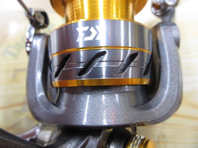 17ワールドスピンCF 2500