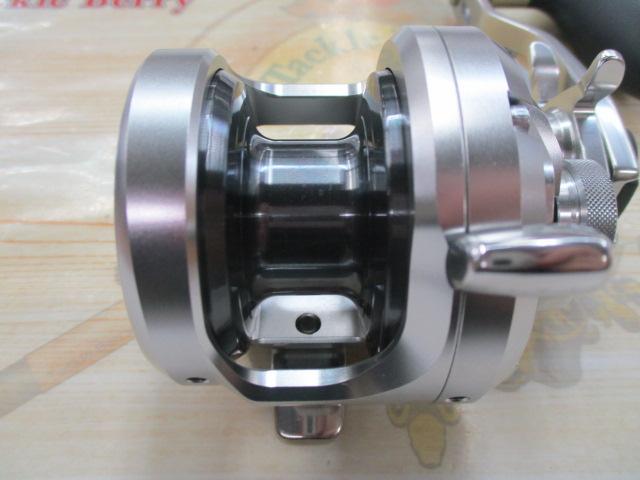 17オシアジガー 1000HG｜＠ベリーネット 日本最大新品中古釣具WEBショップ