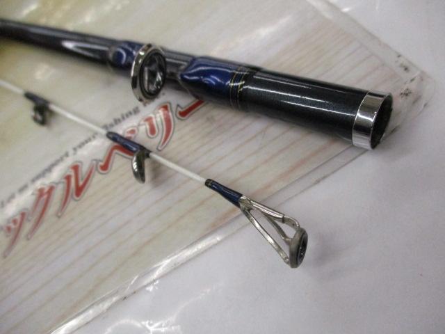 アナリスター 73 50-235