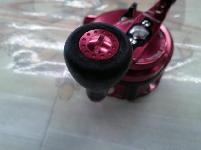 カセ筏師 THEチヌリミテッドV大チヌ 65-R(左) レッド