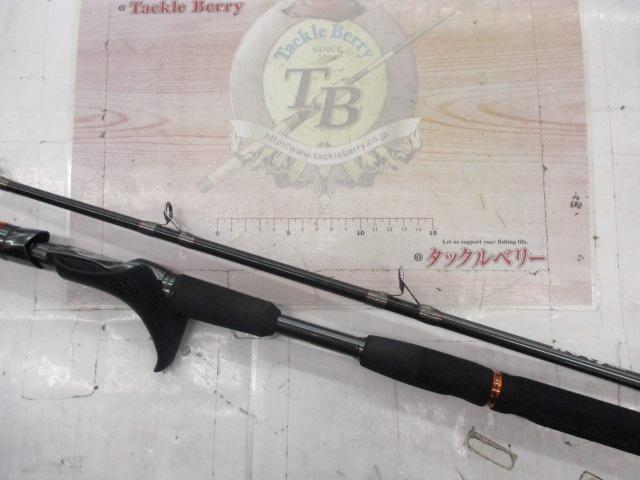 23イカセブン M185/RIGHT