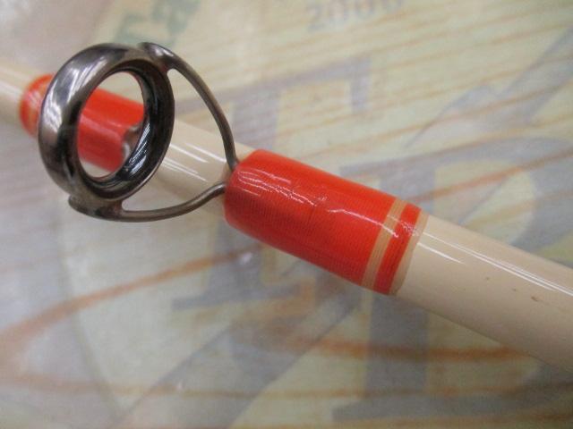 フリーソウル クリーム/オレンジスレッド