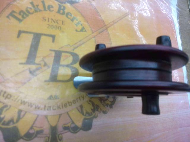 重利作ウッドリール