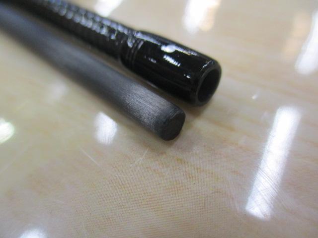 ダーインスレイヴ 61L-H ブラックヴェスパイン