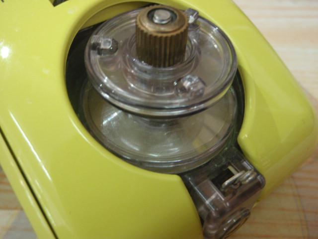 クリスティア ワカサギMR電動リール イエロー