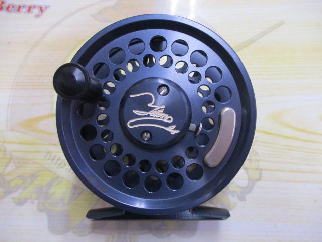 ティトンフライリール