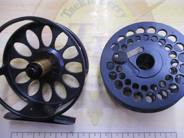 ティトンフライリール