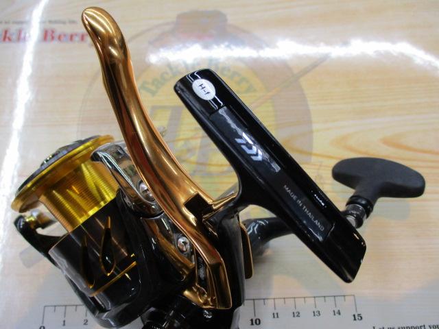 19ラグザス 3000H-LBD