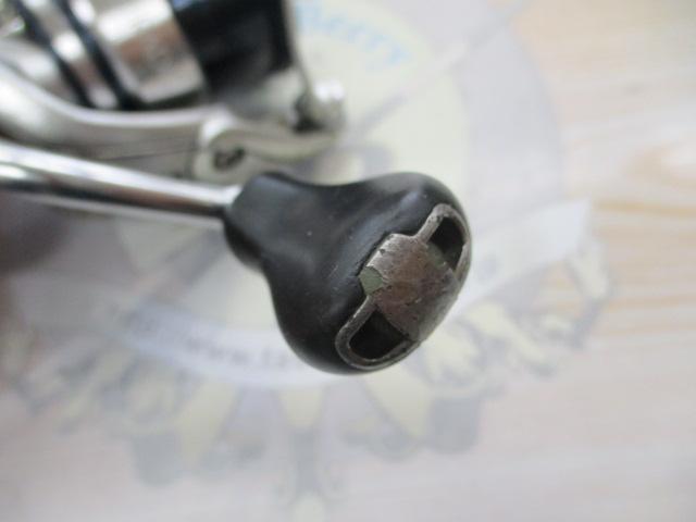 19ストラディック 2500S