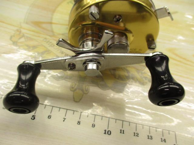 5501CS Rocket シャンパン