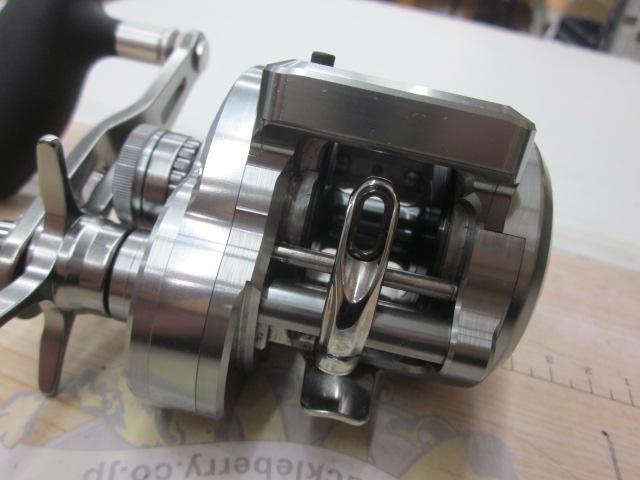 24オシアコンクエストCT 300HG