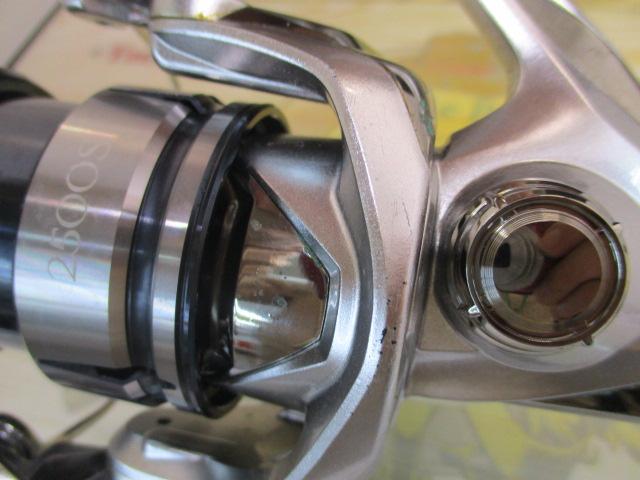 19ストラディック 2500S