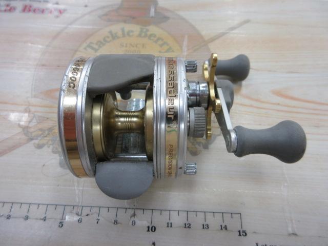 UC4600C シルバー