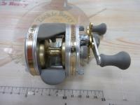 UC4600C シルバー