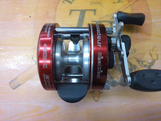 UC4600C Real2Deal2 レッド