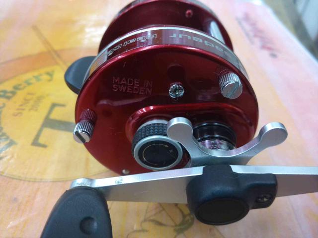 UC4600C Real2Deal2 レッド