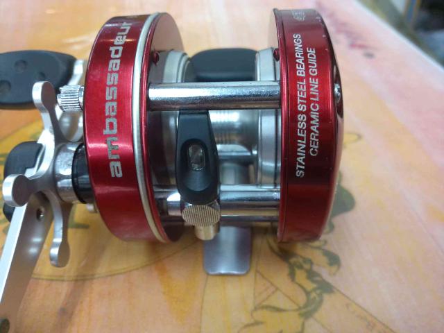 UC4600C Real2Deal2 レッド