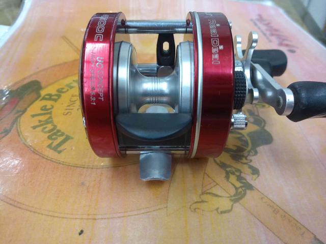 UC4600C Real2Deal2 レッド