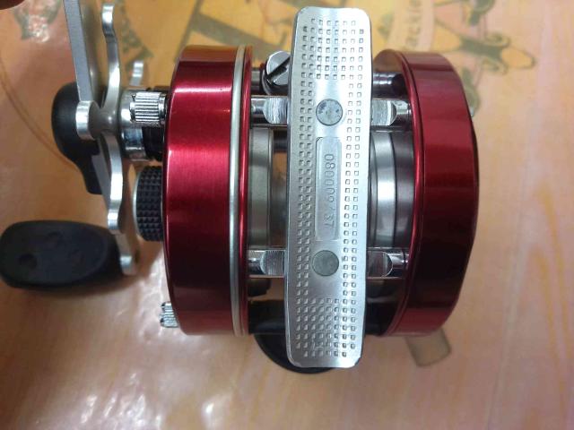 UC4600C Real2Deal2 レッド