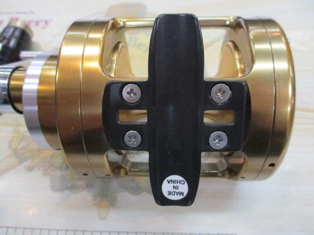 ティカチーム ST558 ゴールド