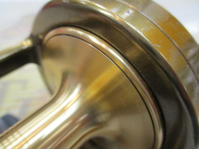 ティカチーム ST558 ゴールド