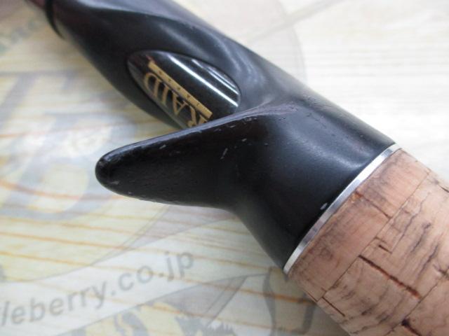 グラディエーターG-611HTCバリケード