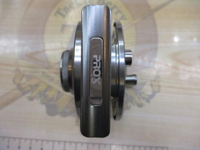 波堤チヌ70Dスモークシルバー