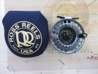 エボリューション 3 スレートブルー