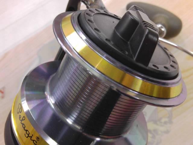 スピニングリール