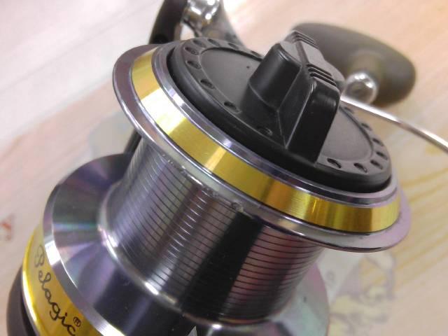 スピニングリール