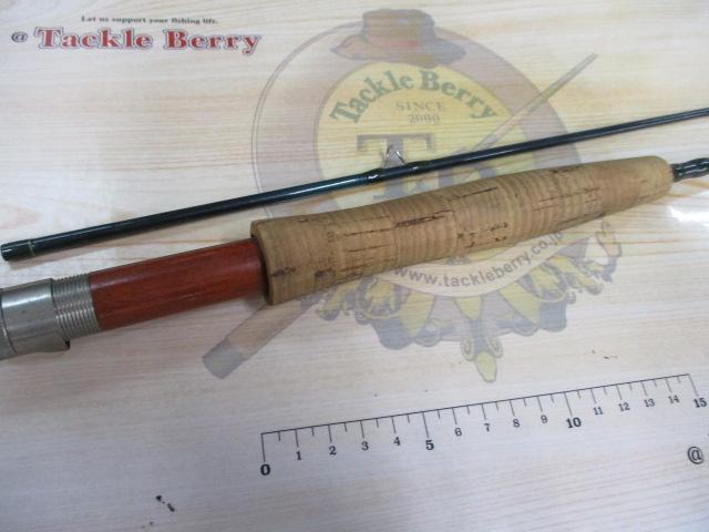 グラファイトモデル702