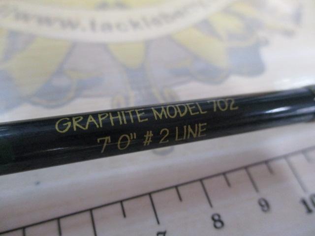 グラファイトモデル702