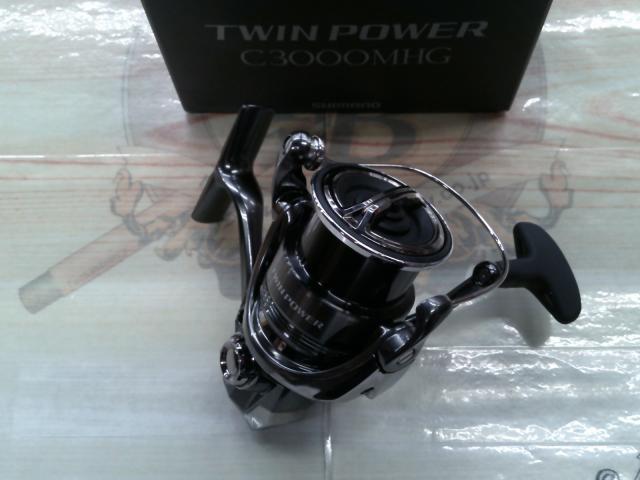 24ツインパワー C3000MHG