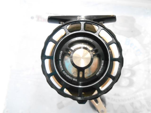 カセ筏師 THEイカダスペシャル 65大チヌ WB(右) ブラック/ゴールド