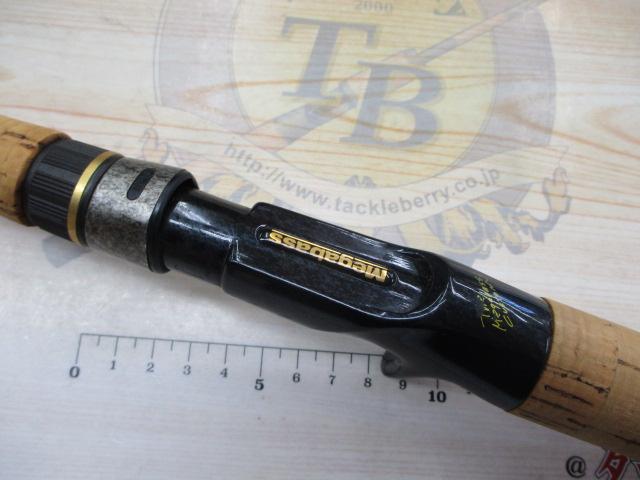 デストロイヤー F4-64T(トマホーク)