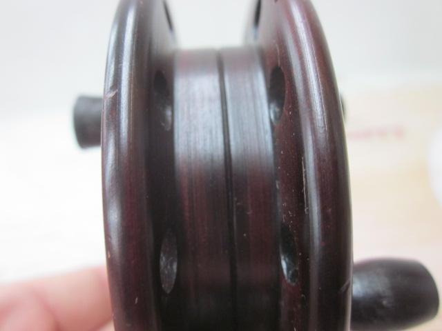 重利作ヘチリール