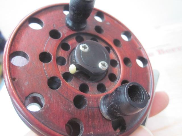 重利作ヘチリール