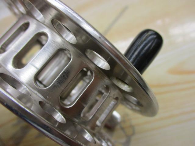 ブラッキー 9018SB-AT チタン