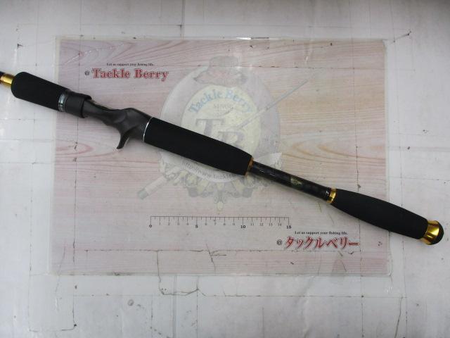 デストロイヤー F6-72DG(オロチフュージコンタクト)マットブラックリールシート