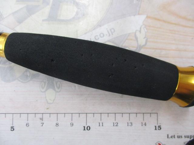 デストロイヤー F6-72DG(オロチフュージコンタクト)マットブラックリールシート