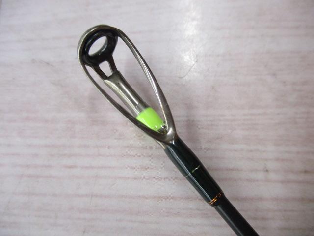 デストロイヤー F6-72DG(オロチフュージコンタクト)マットブラックリールシート