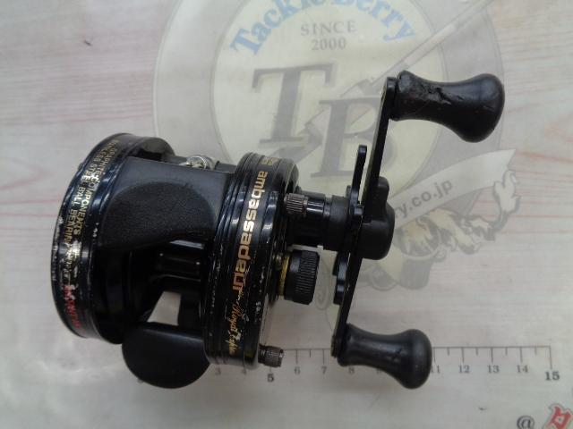 ロイヤルエクスプレス(右)