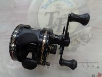 ロイヤルエクスプレス(右)